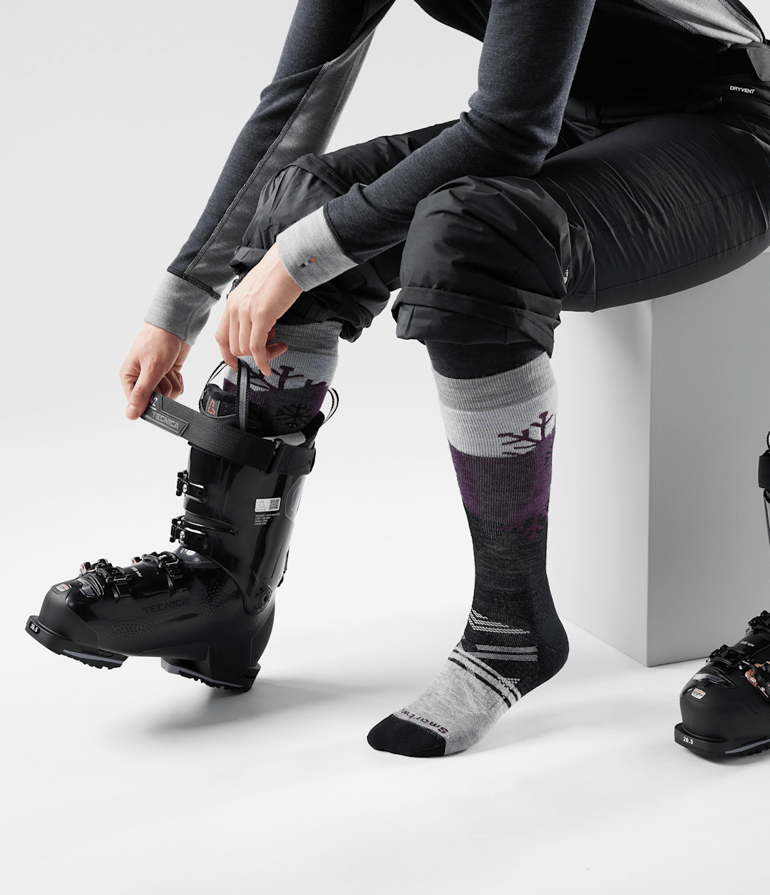 The North Face Sale | TNF X Smartwool Women's Ski Full Cushion Snowpocalypse OTC Socks