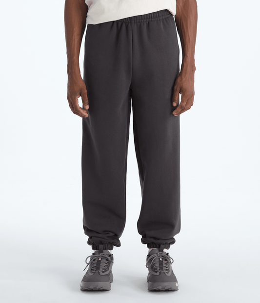 The North Face Featured | Men’s TNF™ Red Box Sweatpants