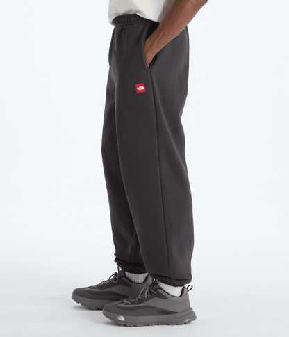 The North Face Featured | Men’s TNF™ Red Box Sweatpants